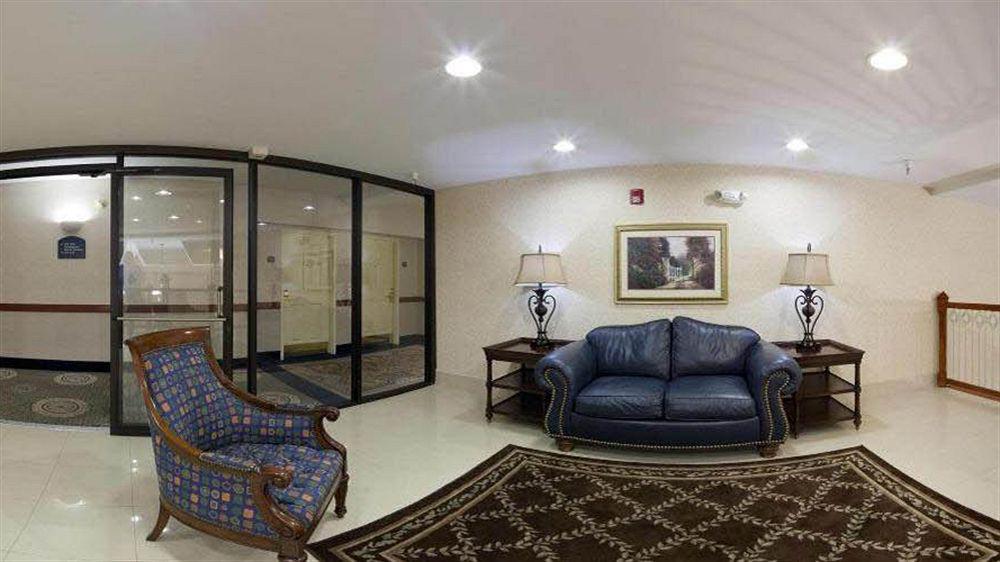 Savannah Gateway Hotel & Suites 乔治敦 外观 照片