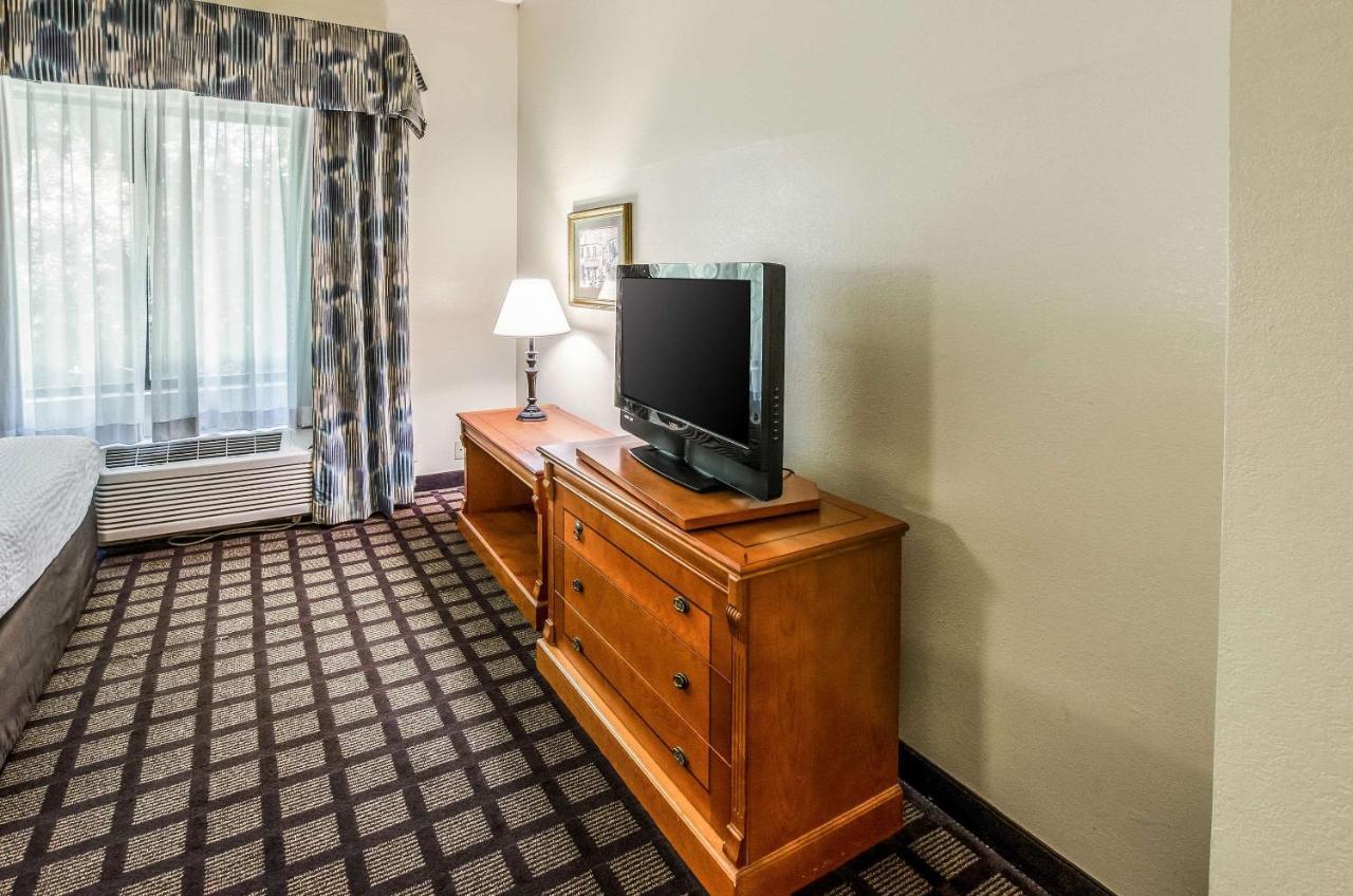 Savannah Gateway Hotel & Suites 乔治敦 外观 照片