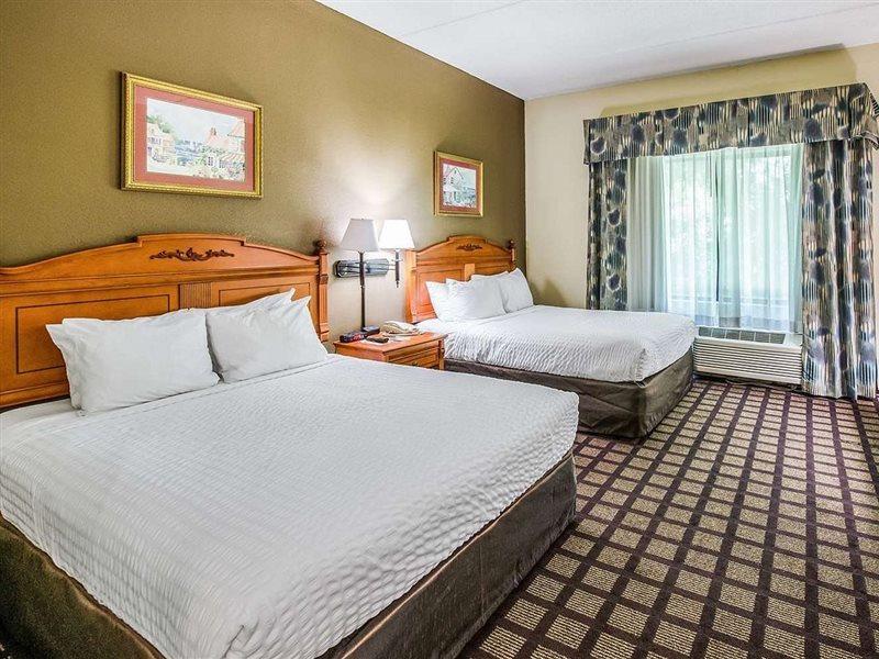 Savannah Gateway Hotel & Suites 乔治敦 外观 照片