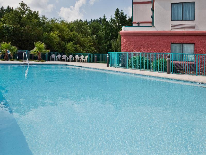 Savannah Gateway Hotel & Suites 乔治敦 外观 照片