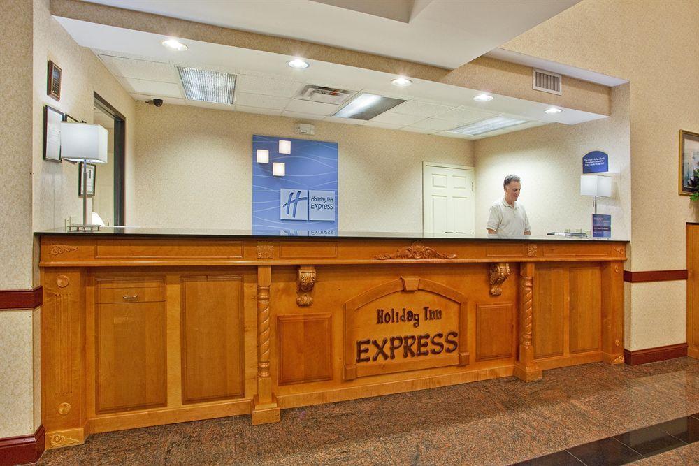 Savannah Gateway Hotel & Suites 乔治敦 外观 照片