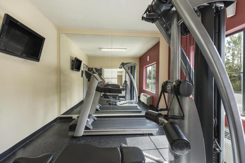 Savannah Gateway Hotel & Suites 乔治敦 外观 照片