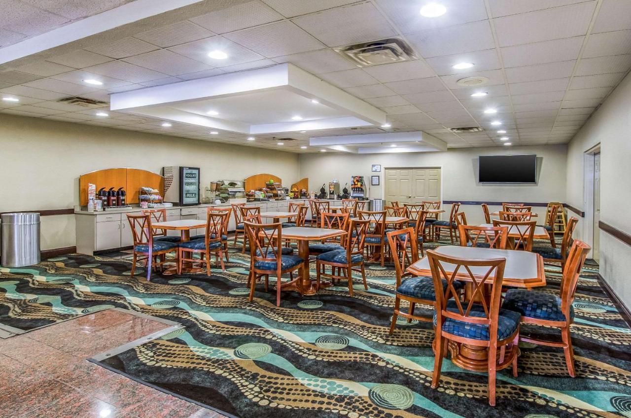 Savannah Gateway Hotel & Suites 乔治敦 外观 照片