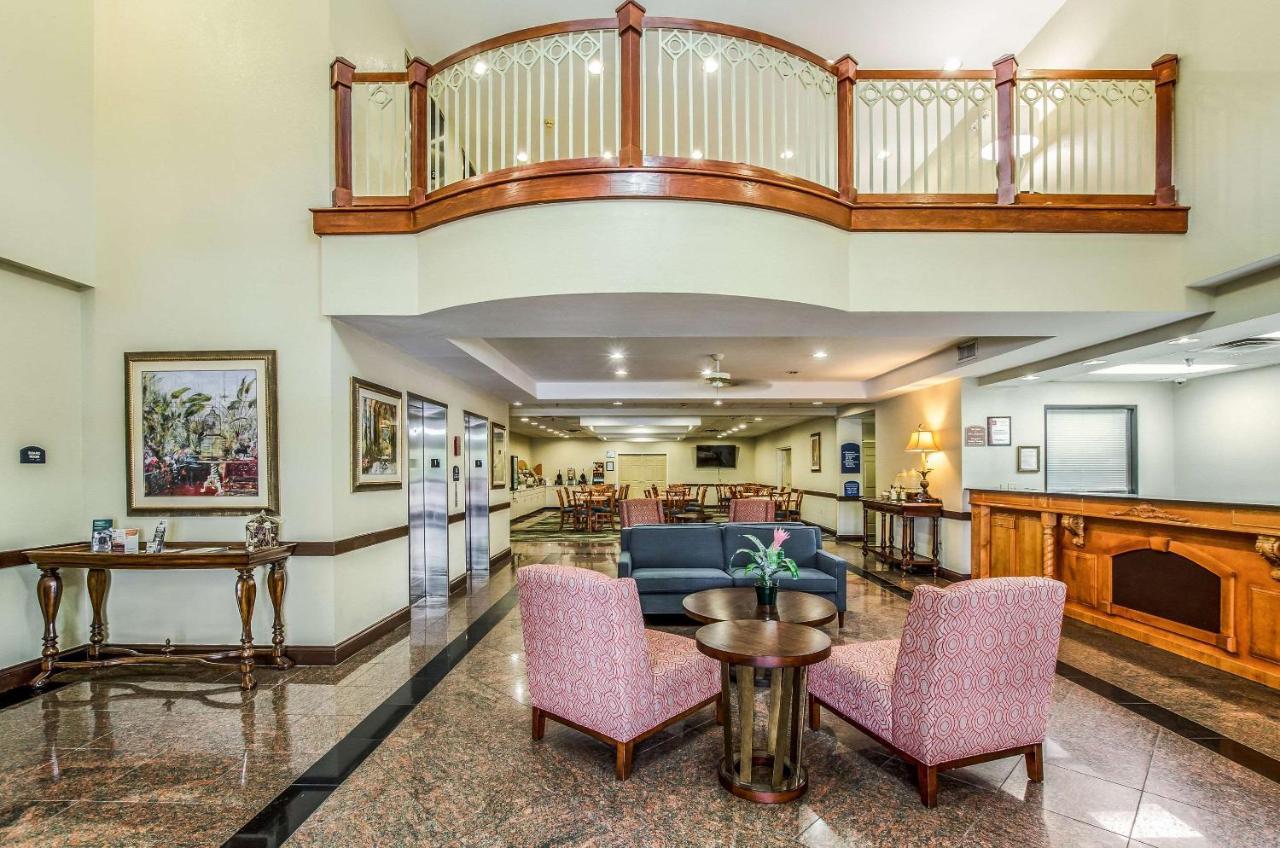 Savannah Gateway Hotel & Suites 乔治敦 外观 照片